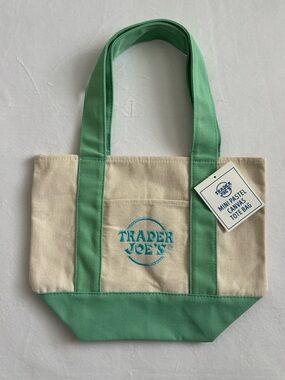 Trader Joe’s Mini Pastel Canvas Tote Bag Cream and Green NWT